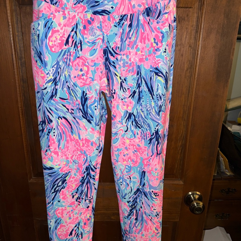 Lilly Pulitzer Luxletic 28” Corso pants